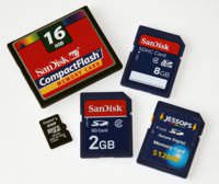 Various memory cards from Sandisk