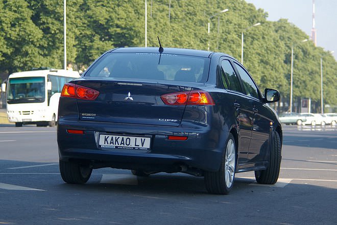 Mitsubishi Lancer