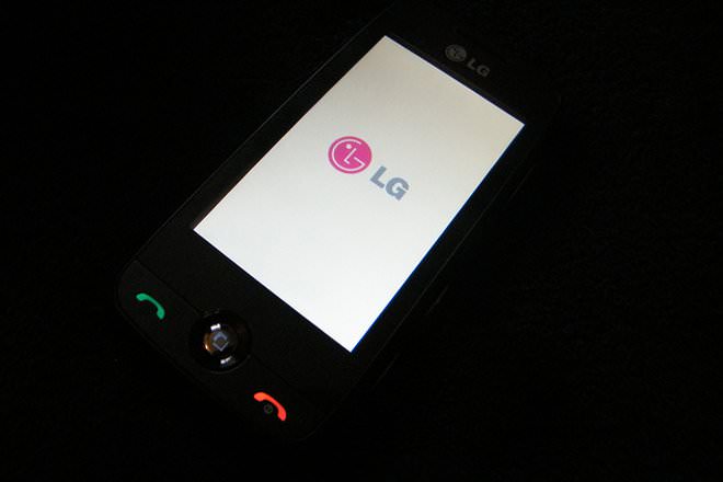 LG Neon GT365